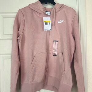 Nike Sportswear Club Fleece, NWT, Small